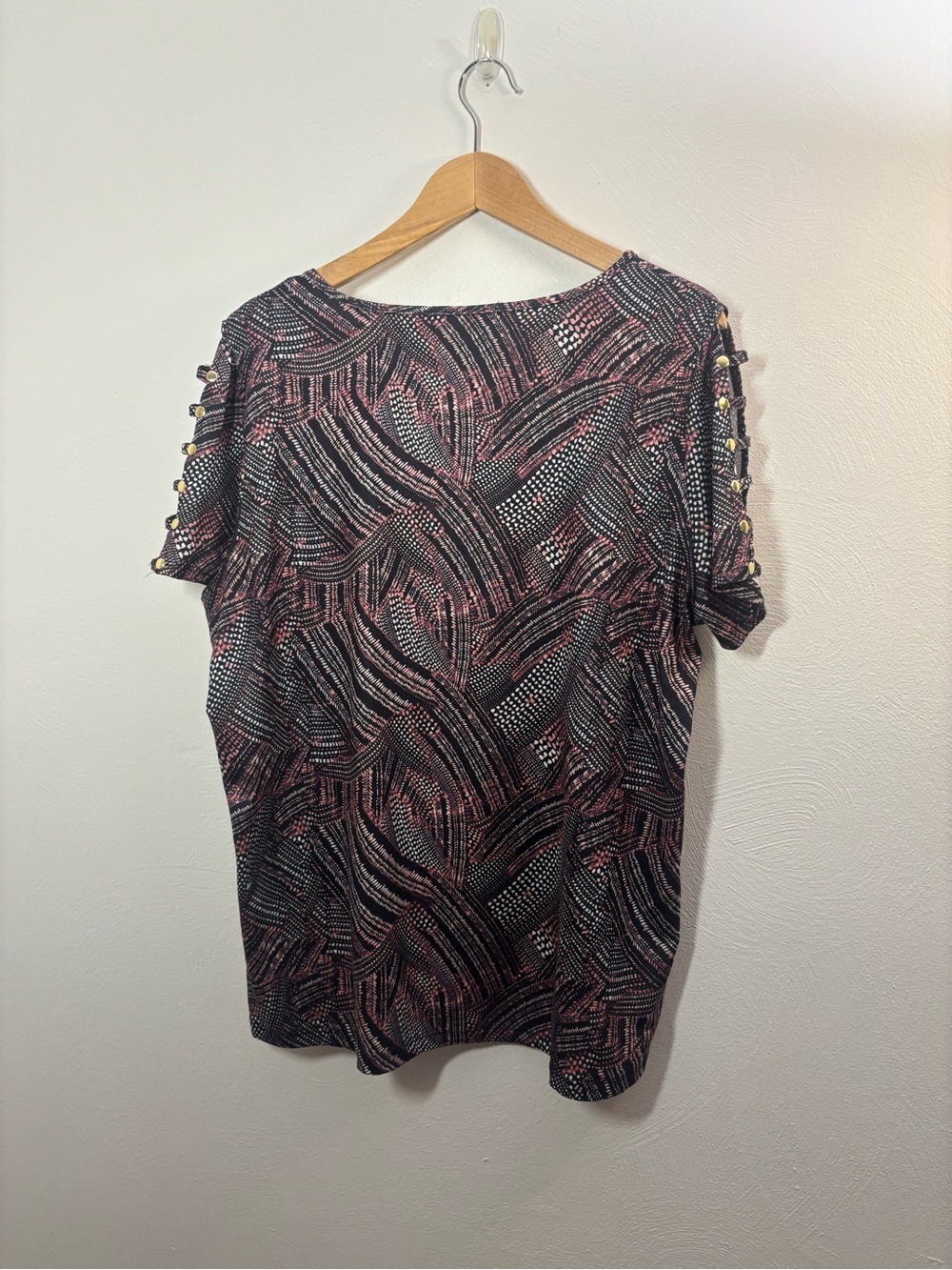 Robert Louis Black & Pink Short Sleeve Top Size XL - Picture 2 of 6